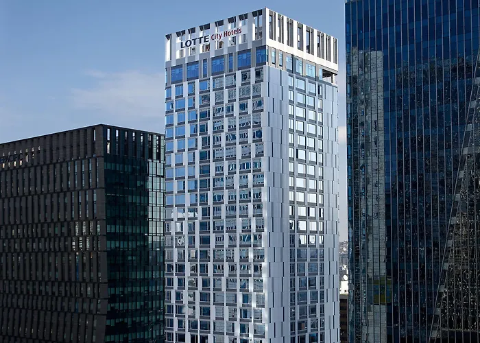 Lotte Myeongdong Hotel